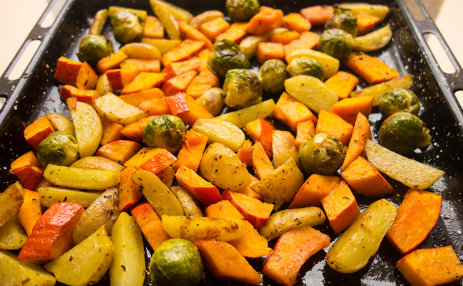 Kartoffeln Und Gemüse Auf Dem Blech - Cuisine Rezept