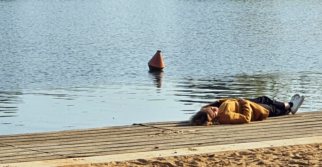 Bloß nicht die letzten warmen Stunden im Jahr verpassen. (Foto: Christof Herrmann, 2021) Bloß nicht die letzten warmen Stunden im Jahr verpassen. (Foto: Christof Herrmann, 2021)